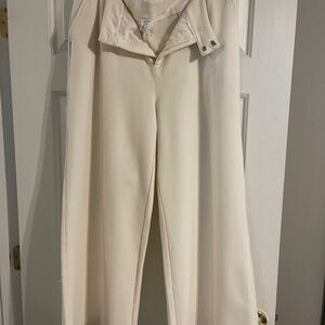 Bar II Size 20 Creams dressy pants